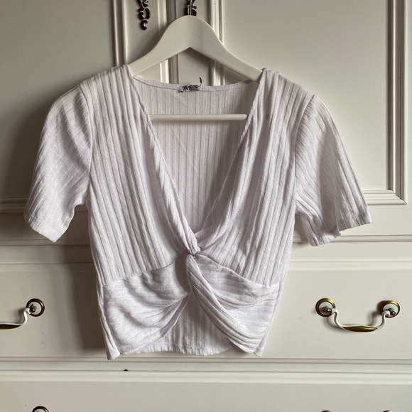 Zara white knot t-shirt - Picture 1 of 2